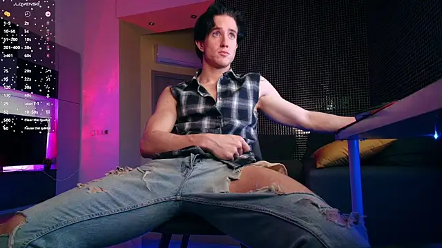 ChristianLevine  online show from 06-16-26, 05:10