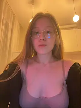 Eva Weyne online show from 12-28-24, 04:52