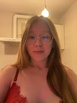 Eva Weyne online show from 12-29-24, 06:05