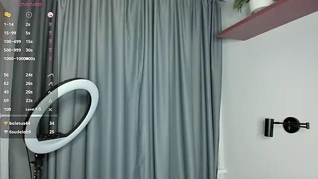 Snapshot of AustinButler chatting on 12-13-24, 08:37 AustinButler online show from 12-13-24, 08:37