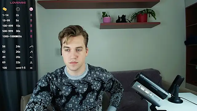 Snapshot of AustinButler chatting on 12-20-24, 08:34 AustinButler online show from 12-20-24, 08:34