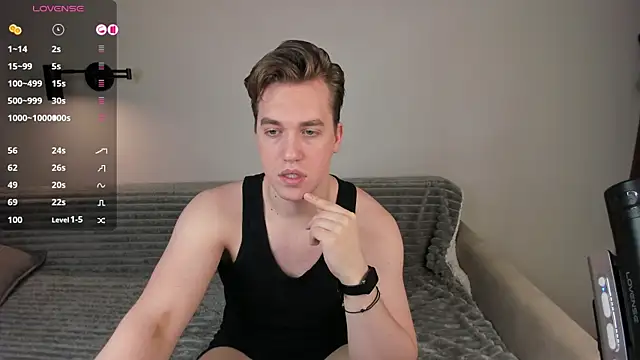 Snapshot of AustinButler chatting on 12-27-24, 07:57 AustinButler online show from 12-27-24, 07:57