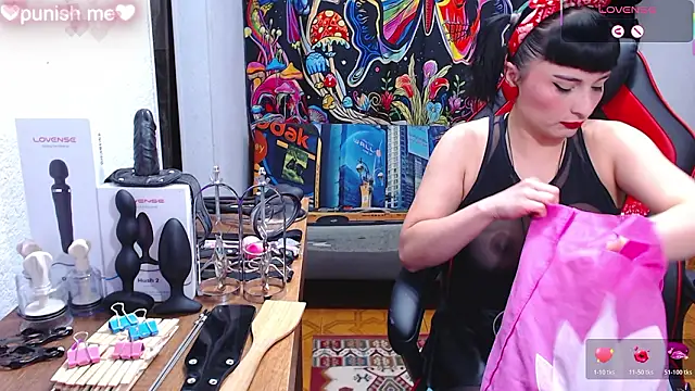 Snapshot of leah__smiith chatting on 02-26-26, 02:32 leah smiith online show from 02-26-26, 02:32