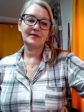 irinamaux online show from 03-27-26, 08:59