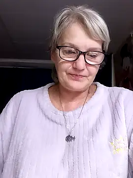 irinamaux online show from 07-10-26, 02:16