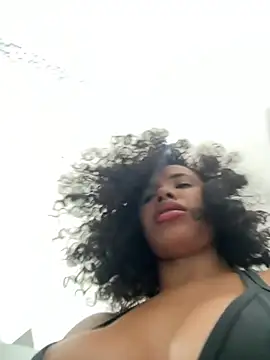 Snapshot of Brunettexio chatting on 01-26-25, 06:06 Brunettexio online show from 01-26-25, 06:06