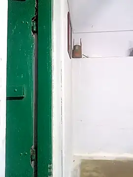 Snapshot of mr_slim_body chatting on 12-06-24, 02:13 mr slim body online show from 12-06-24, 02:13