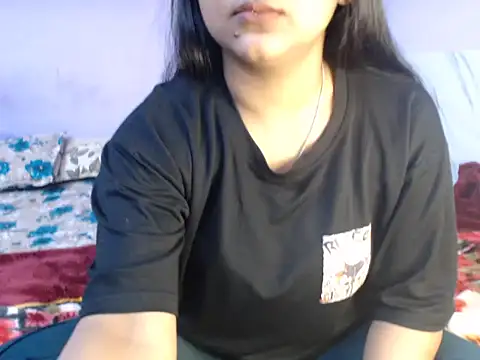 Snapshot of Freya_nia chatting on 12-21-24, 02:15 Freya nia online show from 12-21-24, 02:15