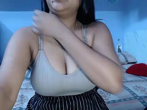 Snapshot of Freya_nia chatting on 02-25-25, 06:14 Freya nia online show from 02-25-25, 06:14