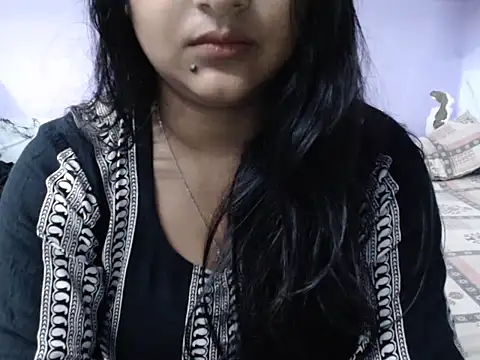 Snapshot of Freya_nia chatting on 09-19-25, 04:18 Freya nia online show from 09-19-25, 04:18