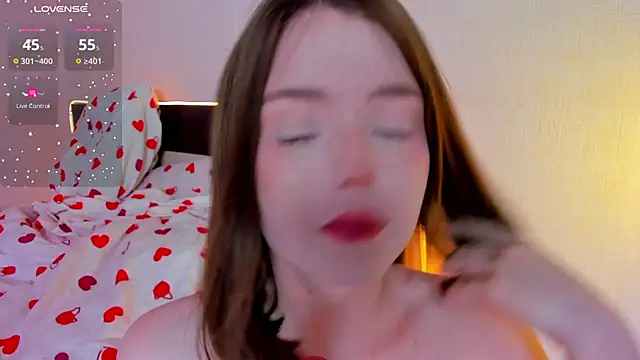 lexxxxxxi online show from 07-09-26, 06:56