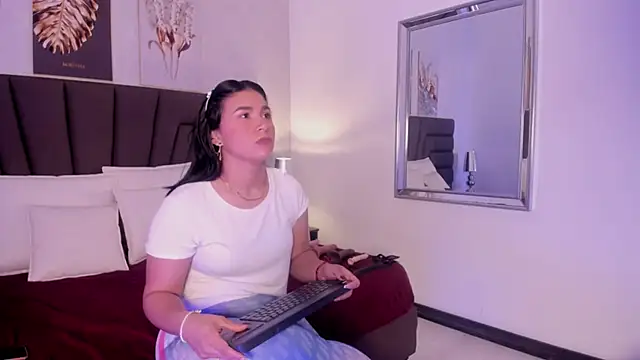 Sofi Perez  online show from 03-20-25, 11:16