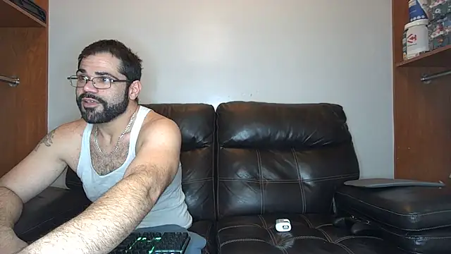 Snapshot of Zander823 chatting on 03-18-26, 07:06 Zander823 online show from 03-18-26, 07:06