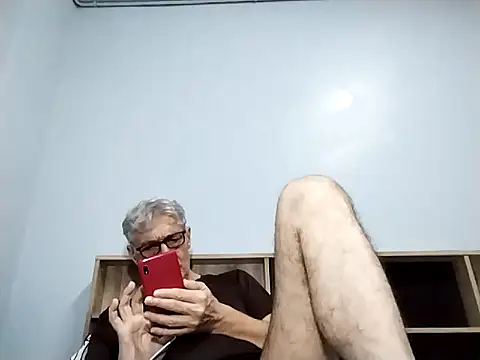 BIGUNCUTHARDCOCK online show from 09-17-25, 02:41