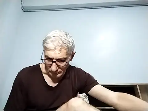 BIGUNCUTHARDCOCK online show from 09-18-25, 04:58