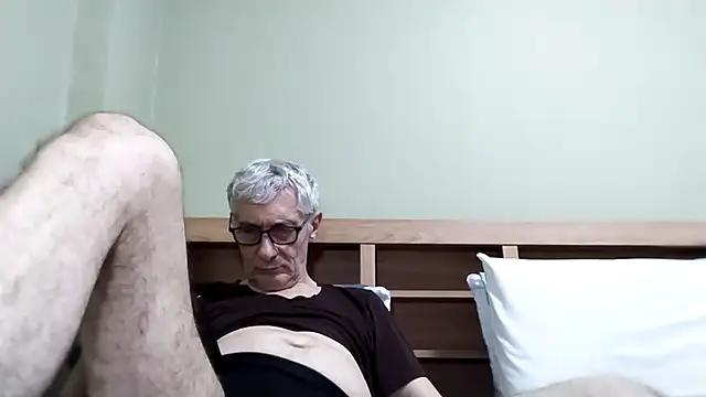 BIGUNCUTHARDCOCK online show from 11-24-25, 02:06