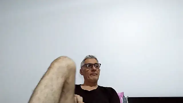 BIGUNCUTHARDCOCK online show from 04-21-26, 02:04