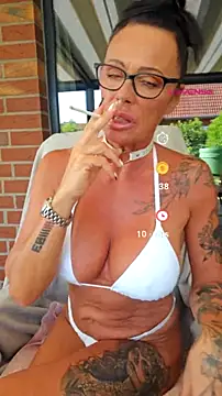 Misses-Cougar online show from 07-17-26, 08:10