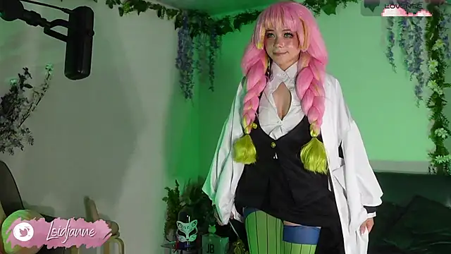 loIijanne online show from 11-18-25, 12:49