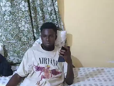 Snapshot of large_blackdick chatting on 09-11-25, 07:36 large blackdick online show from 09-11-25, 07:36