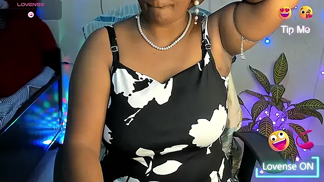 Love Winss online show from 09-13-25, 03:06