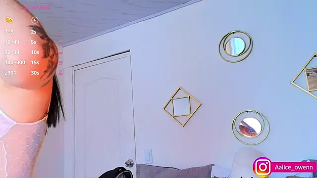 Aliceowenn online show from 09-10-25, 09:04