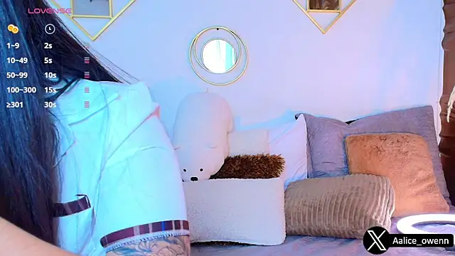 Aliceowenn online show from 09-13-25, 09:14