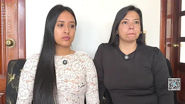 2SummerLove1 online show from 03-22-26, 03:48