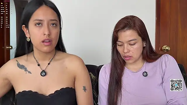 2SummerLove1 online show from 05-24-26, 02:55