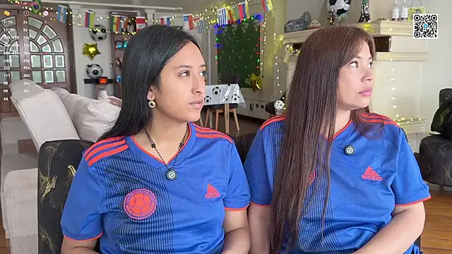 2SummerLove1 online show from 06-20-26, 02:20