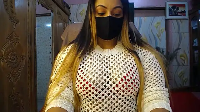 Snapshot of SohanaSabaSexy chatting on 01-12-26, 04:34 SohanaSabaSexy online show from 01-12-26, 04:34