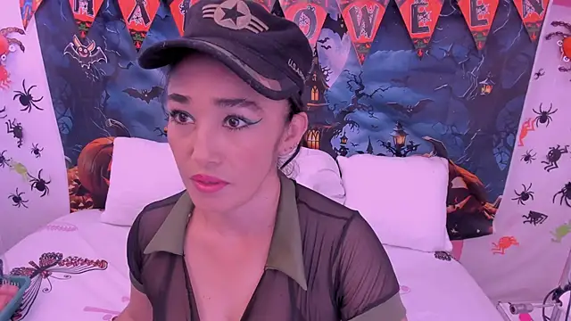 charlotte-11 online show from 10-21-25, 02:51