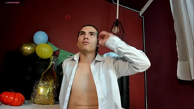  Tattoo Couple online show from 09-29-25, 02:00