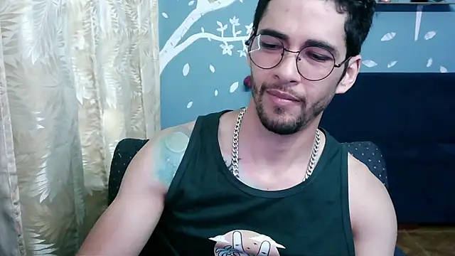 Snapshot of ponzothc chatting on 10-07-25, 08:06 ponzothc online show from 10-07-25, 08:06