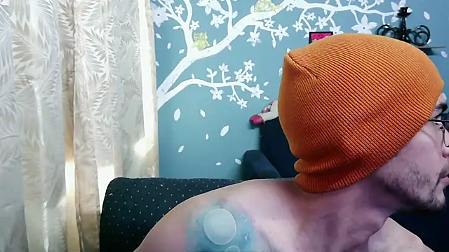 Snapshot of ponzothc chatting on 10-24-25, 08:49 ponzothc online show from 10-24-25, 08:49