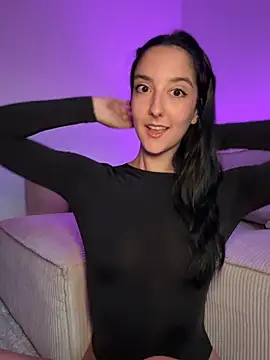 Snapshot of _Juliette chatting on 06-12-26, 07:35 Juliette online show from 06-12-26, 07:35
