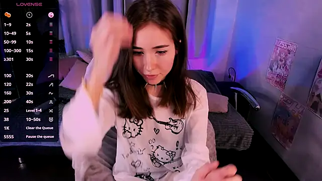 Snapshot of ashleyro1 chatting on 11-04-25, 01:21 ashleyro1 online show from 11-04-25, 01:21