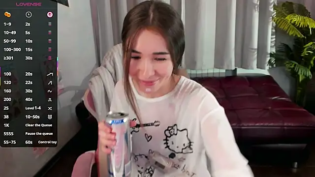 Snapshot of ashleyro1 chatting on 12-01-25, 01:16 ashleyro1 online show from 12-01-25, 01:16