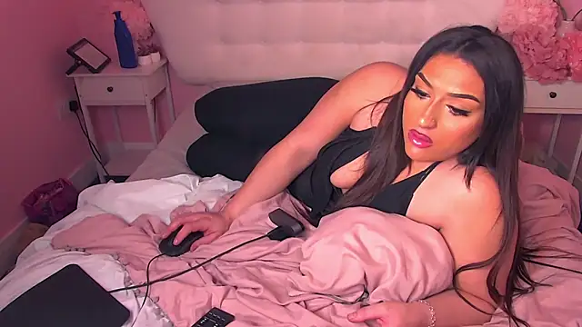 Snapshot of JanesaMiaBabestationx chatting on 01-22-25, 03:18 JanesaMiaBabestationx online show from 01-22-25, 03:18