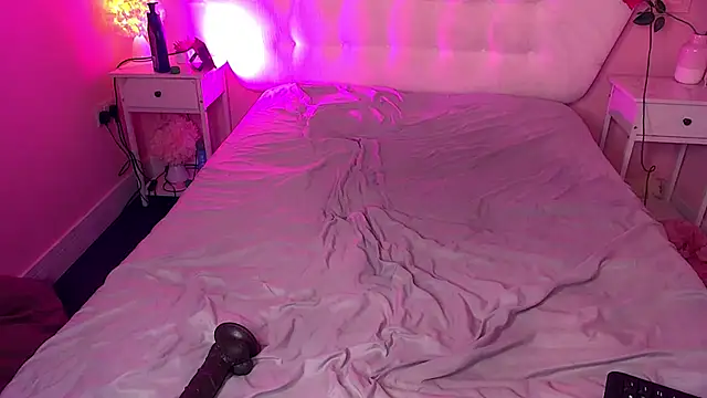 Snapshot of JanesaMiaBabestationx chatting on 02-27-25, 09:04 JanesaMiaBabestationx online show from 02-27-25, 09:04