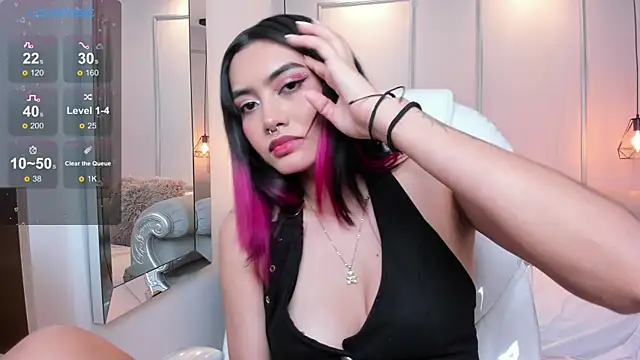 AzuraKindong online show from 02-25-25, 10:18