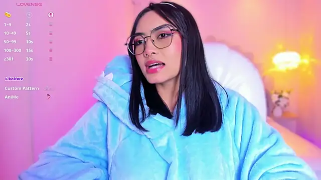 AzuraKindong online show from 04-21-26, 01:42