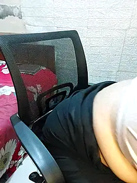 Snapshot of Adiba_2 chatting on 06-14-26, 02:24 Adiba 2 online show from 06-14-26, 02:24