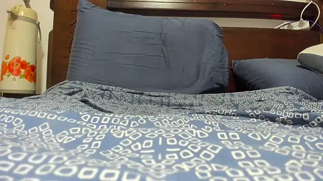 Snapshot of CTPuIITu3 chatting on 10-14-25, 06:31 CTPuIITu3 online show from 10-14-25, 06:31