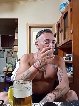 Zorrita Fox online show from 10-30-25, 04:58