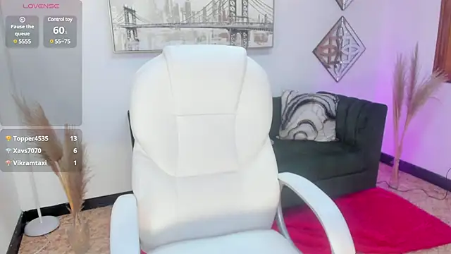 Aida adams online show from 03-08-25, 08:14