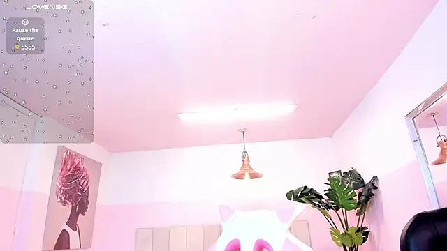 Red lady online show from 02-25-25, 03:52