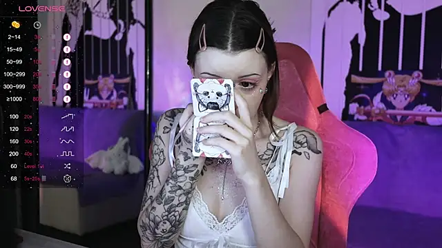 prettybones online show from 12-09-24, 01:24