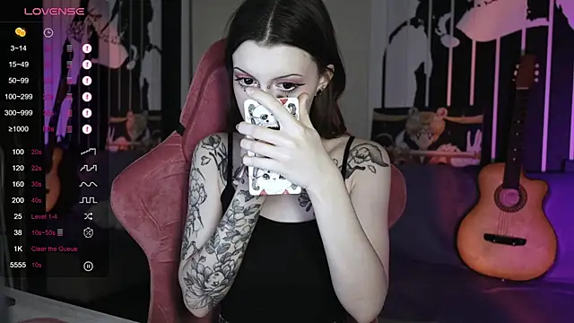 prettybones online show from 12-29-24, 11:29