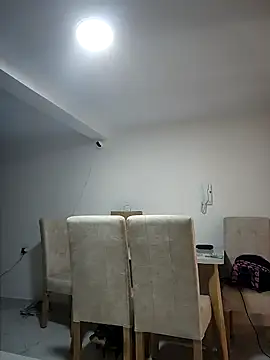 Snapshot of Juanelopez1 chatting on 02-03-25, 03:53 Juanelopez1 online show from 02-03-25, 03:53